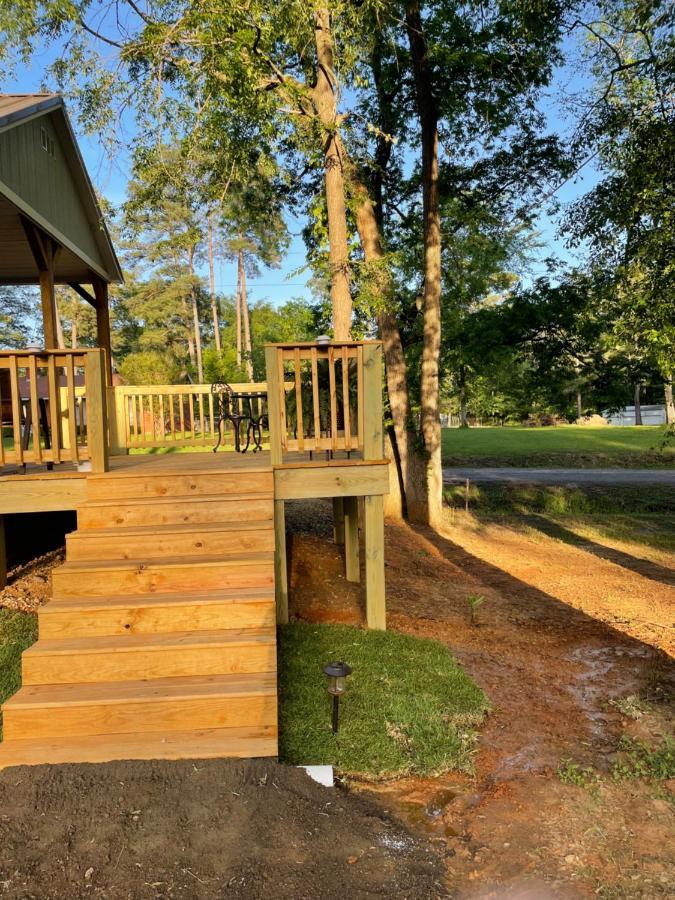 Avinger Cozy Cabin In Crestwood Subdivision מראה חיצוני תמונה